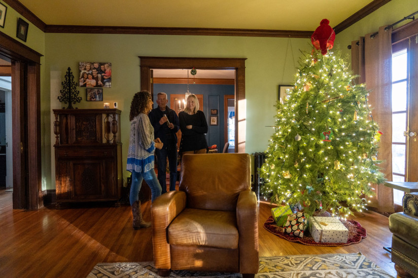 Homes-for-the-Holidays-Tour-Abilene,KS