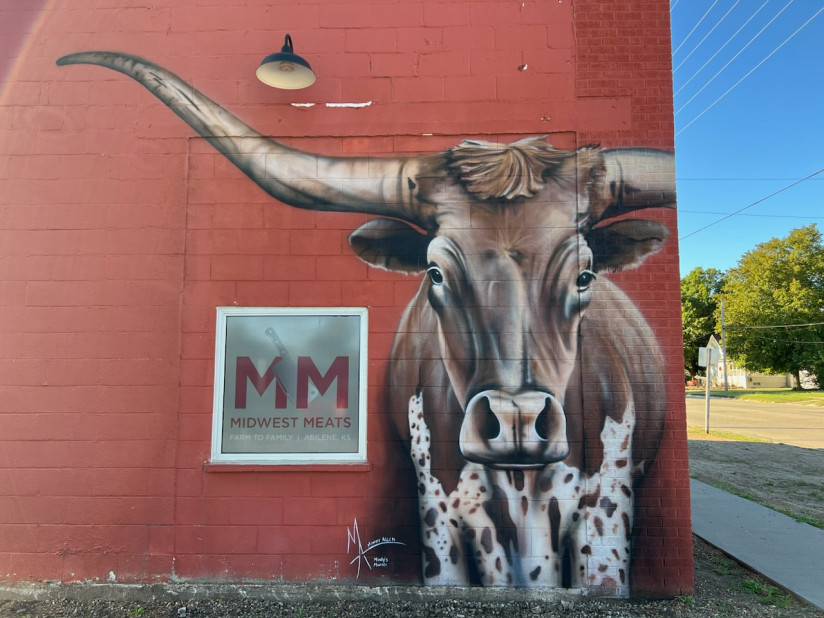Midwest-Meats-Longhorn-Mural-Abilene,KS