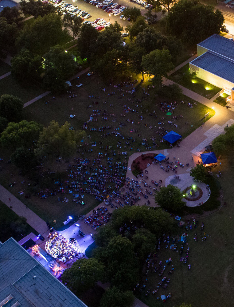 symphony_at_sunset_2018_crowd-Eisenhower-Presidential-Library-Abilene,KS