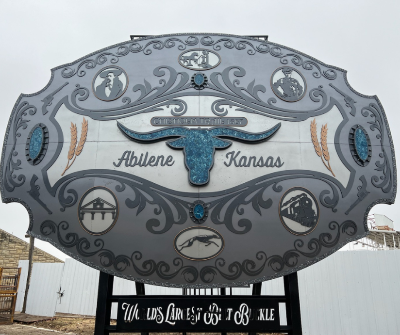 World's-Largest-Belt-Buckle-Abilene,KS