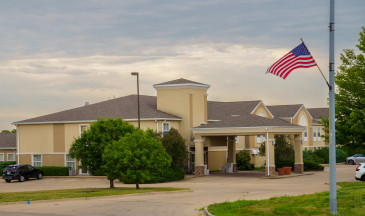 Abilene-Inn-and-Suites-Abilene,KS